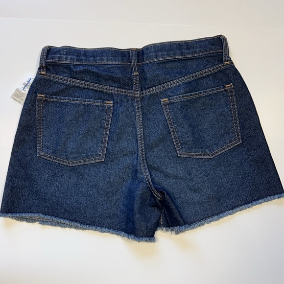 Girls Plus Size 18 Old Navy High Rise Denim blue jean shorts NWT - Picture 2 of 3